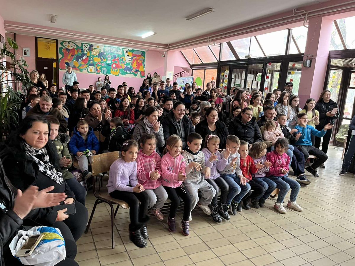 Manifestacija "Ja imam talenat" održana u osnovnoj školi u Vračev Gaju